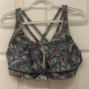 Lululemon energy bra size 12